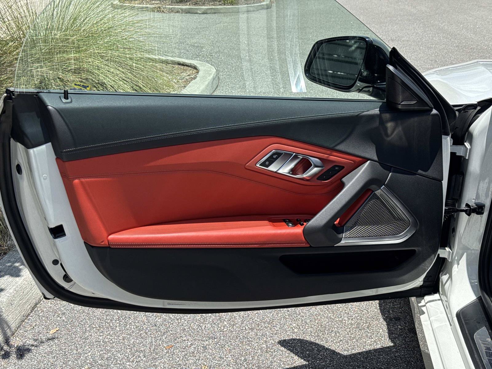 Used 2020 BMW Z4 M40i w/ Executive Package RWD image 11