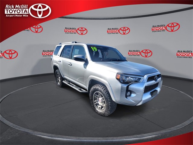 Used 2019 Toyota 4Runner SR5 image 2