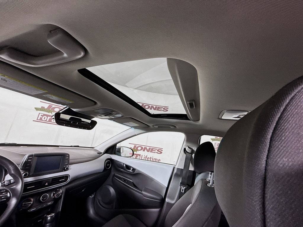 Used 2021 Hyundai Kona SEL Plus FWD image 12