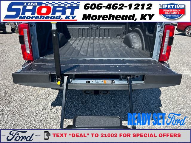 New 2026 Ford F250 Lariat image 40