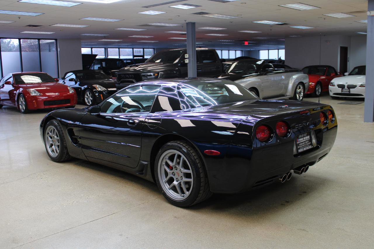 Used 2002 Chevrolet Corvette Z06 w/ Memory Pkg RWD image 5