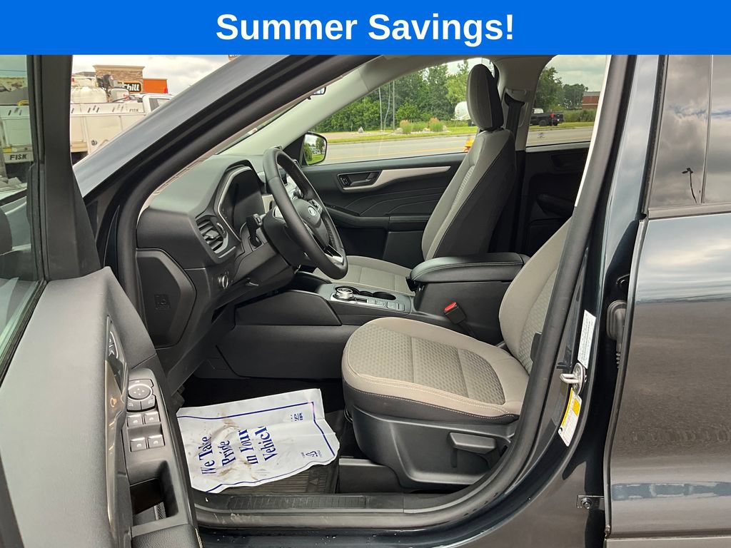 Certified 2022 Ford Escape SE w/ Cold Weather Package AWD/4WD image 22
