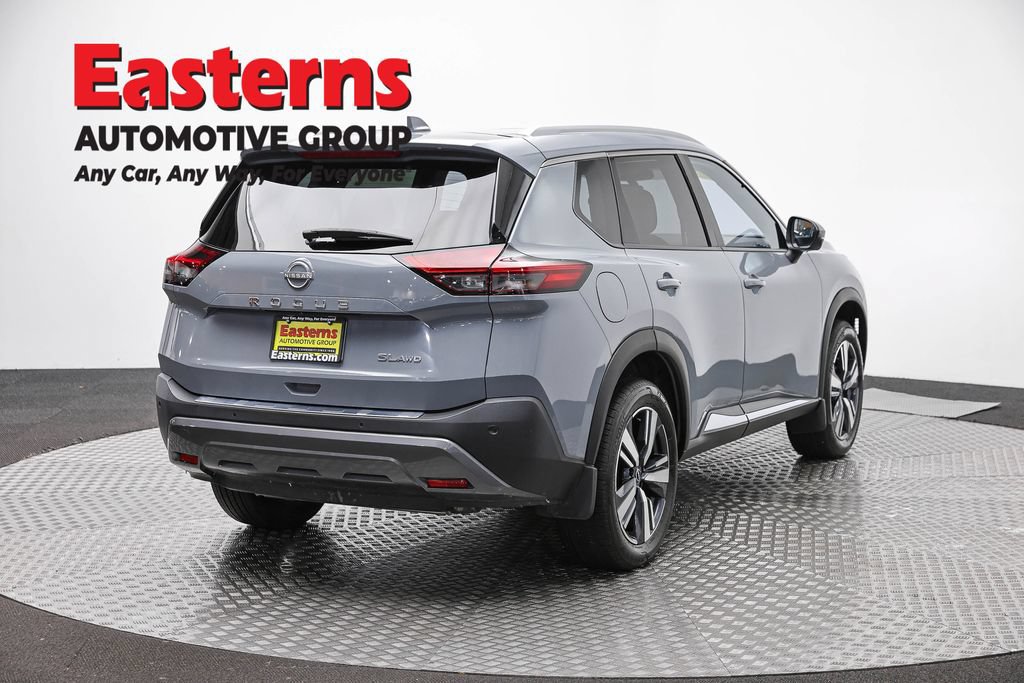 Used 2023 Nissan Rogue SL AWD/4WD image 5