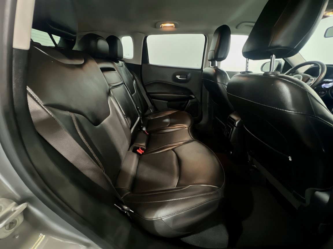 Used 2019 Jeep Compass Limited FWD image 19