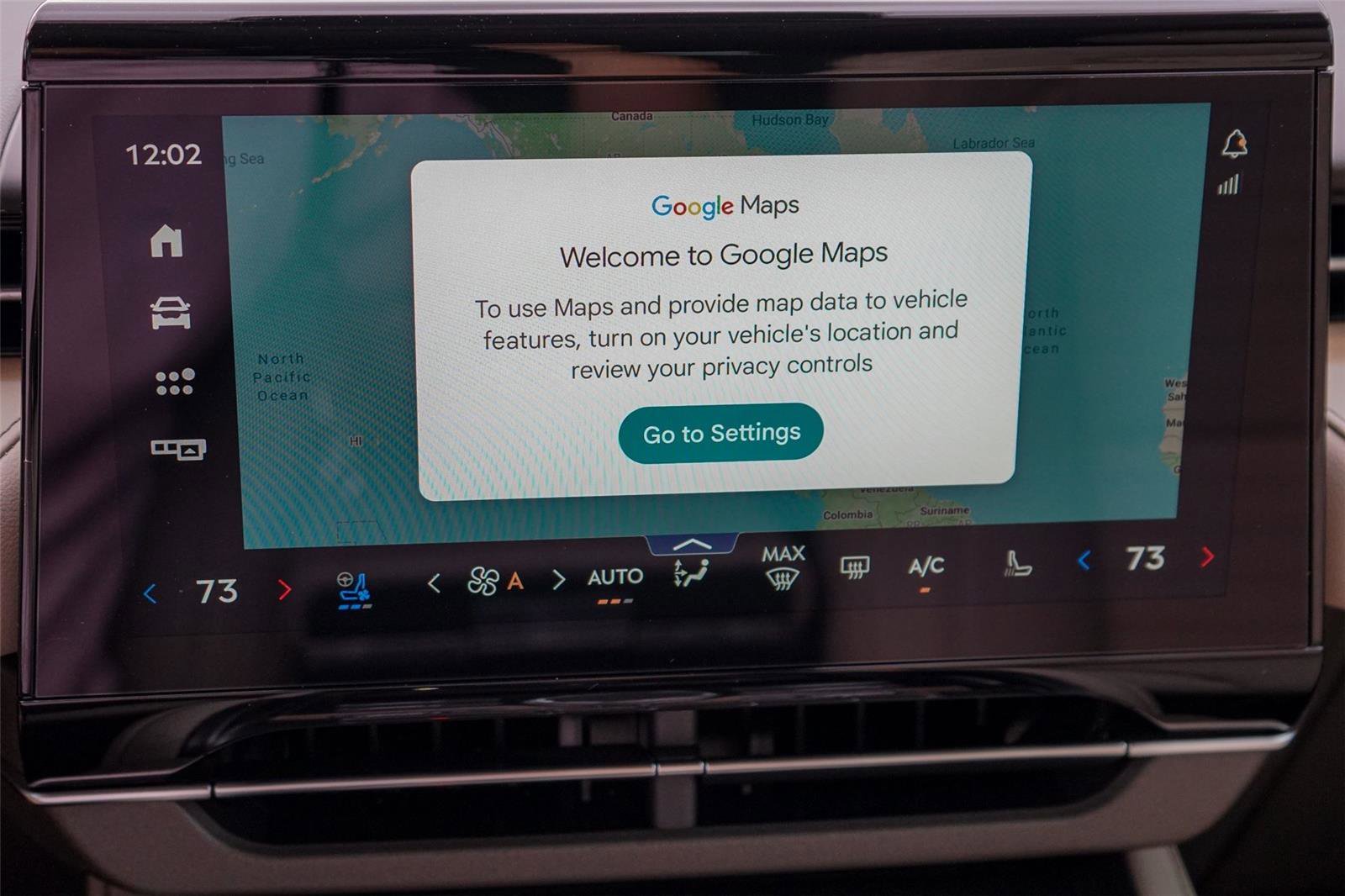 Used 2025 Lincoln Nautilus Reserve image 12