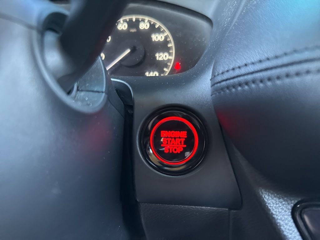 Used 2023 Honda HR-V LX image 19