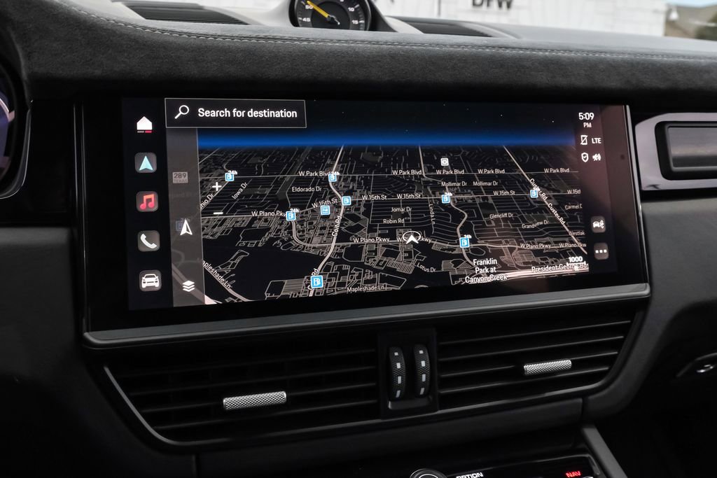 Used 2023 Porsche Cayenne Turbo GT image 19