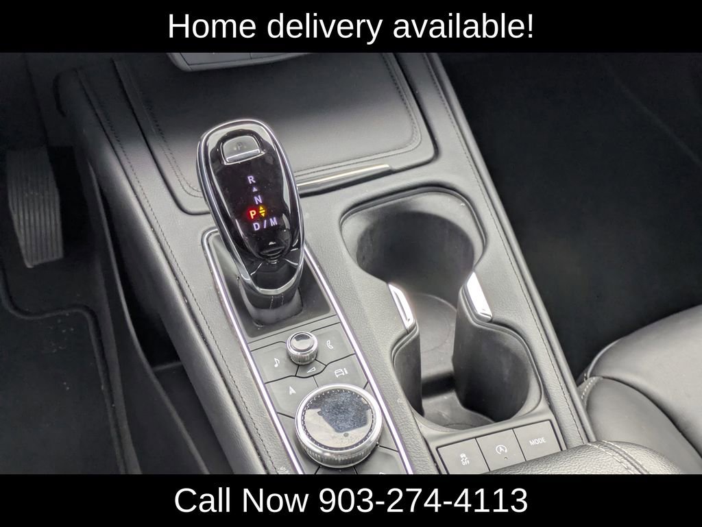 Used 2024 Cadillac XT4 Premium Luxury image 16