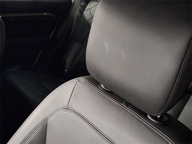 Used 2025 Land Rover Defender 110 S image 15