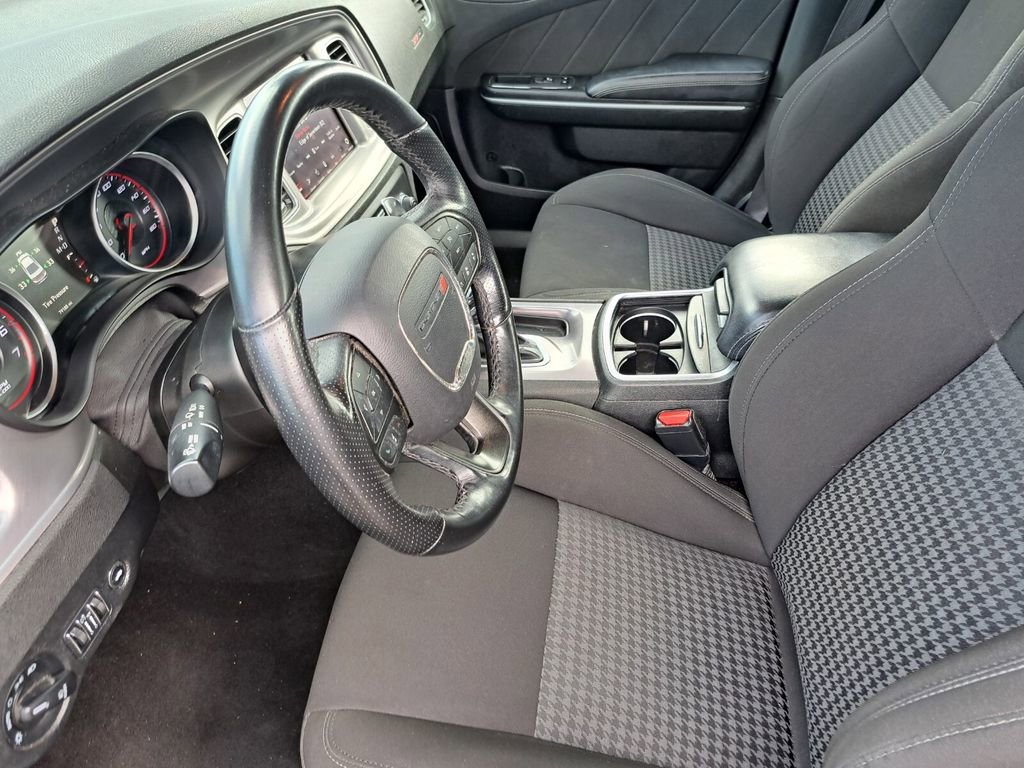 Used 2023 Dodge Charger Scat Pack w/ Navigation & Travel Group image 19