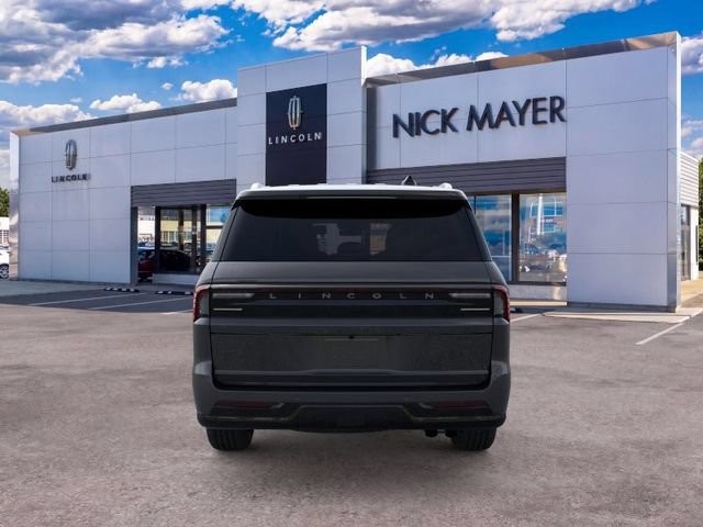 New 2026 Lincoln Navigator L Reserve AWD/4WD image 5