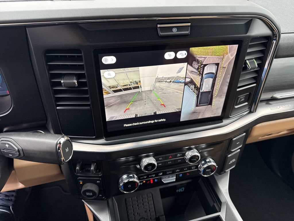 Used 2026 Ford F450 Lariat AWD/4WD image 28
