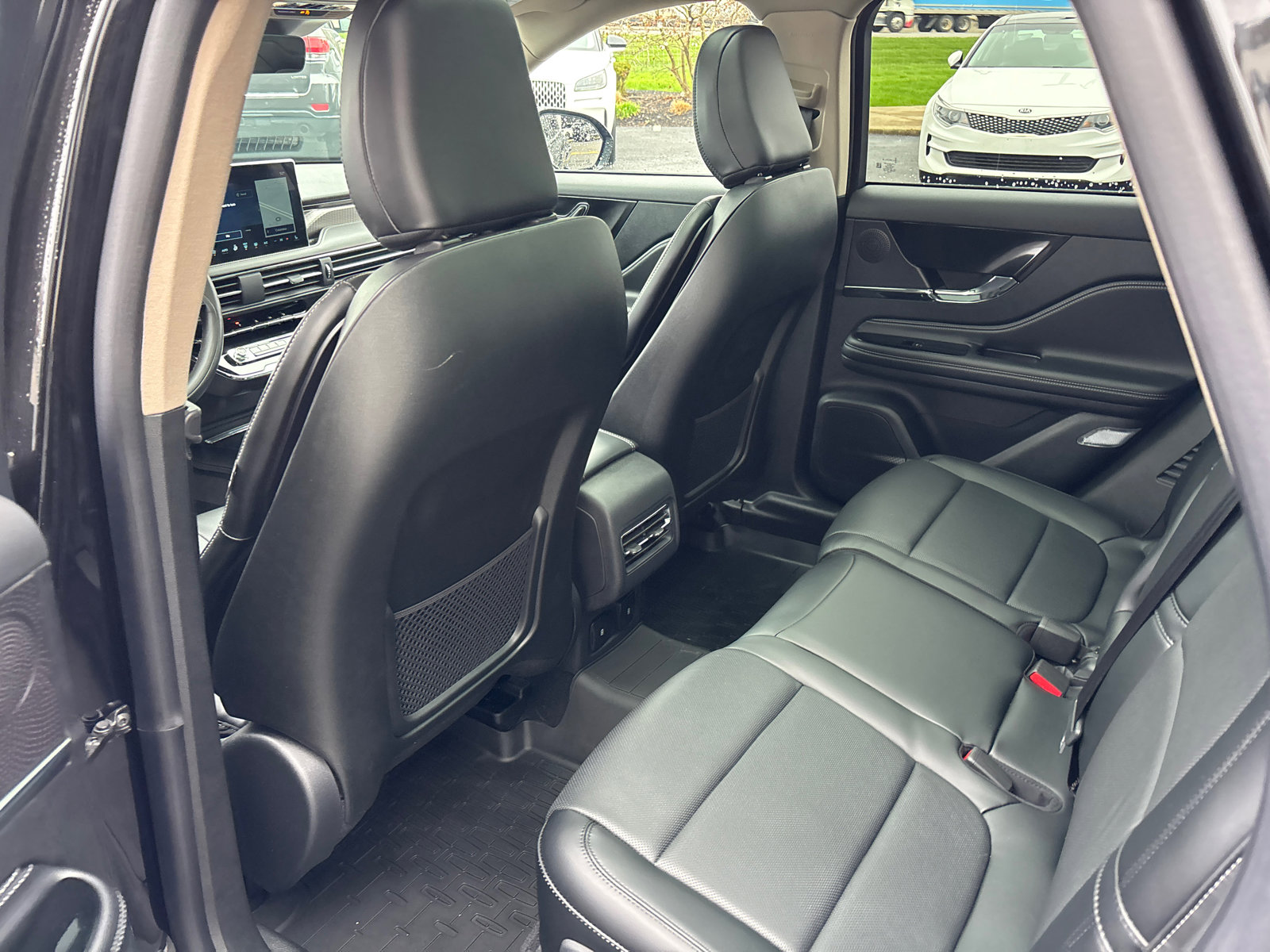 New 2026 Lincoln Corsair Reserve w/ Jet Appearance Package AWD/4WD image 28