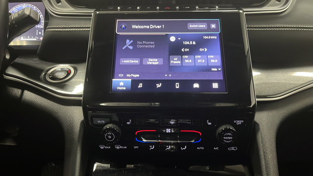 Used 2021 Jeep Grand Cherokee L Laredo w/ Luxury Tech Group I AWD/4WD image 12