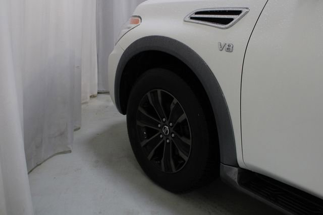 Used 2018 Nissan Armada Platinum w/ Interior Lighting Package image 31