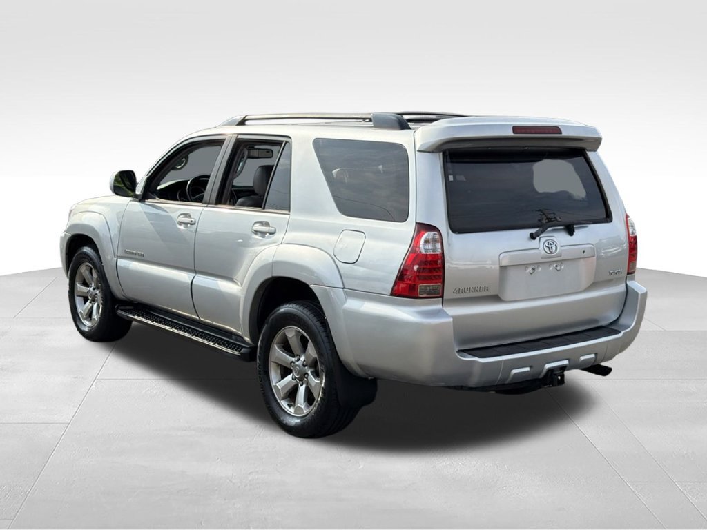 Used 2007 Toyota 4Runner Limited AWD/4WD image 6