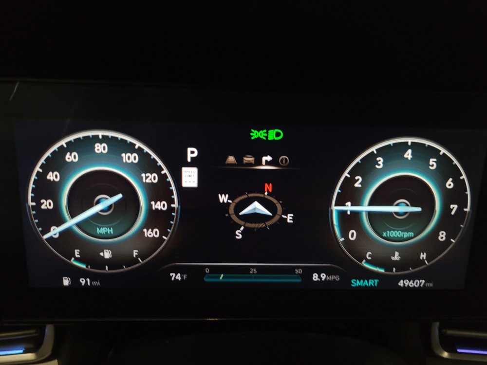 Used 2025 Hyundai Elantra Limited FWD image 23