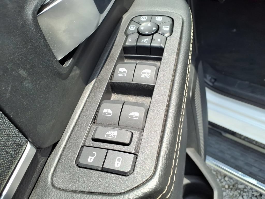 Used 2026 RAM 2500 Big Horn AWD/4WD image 25