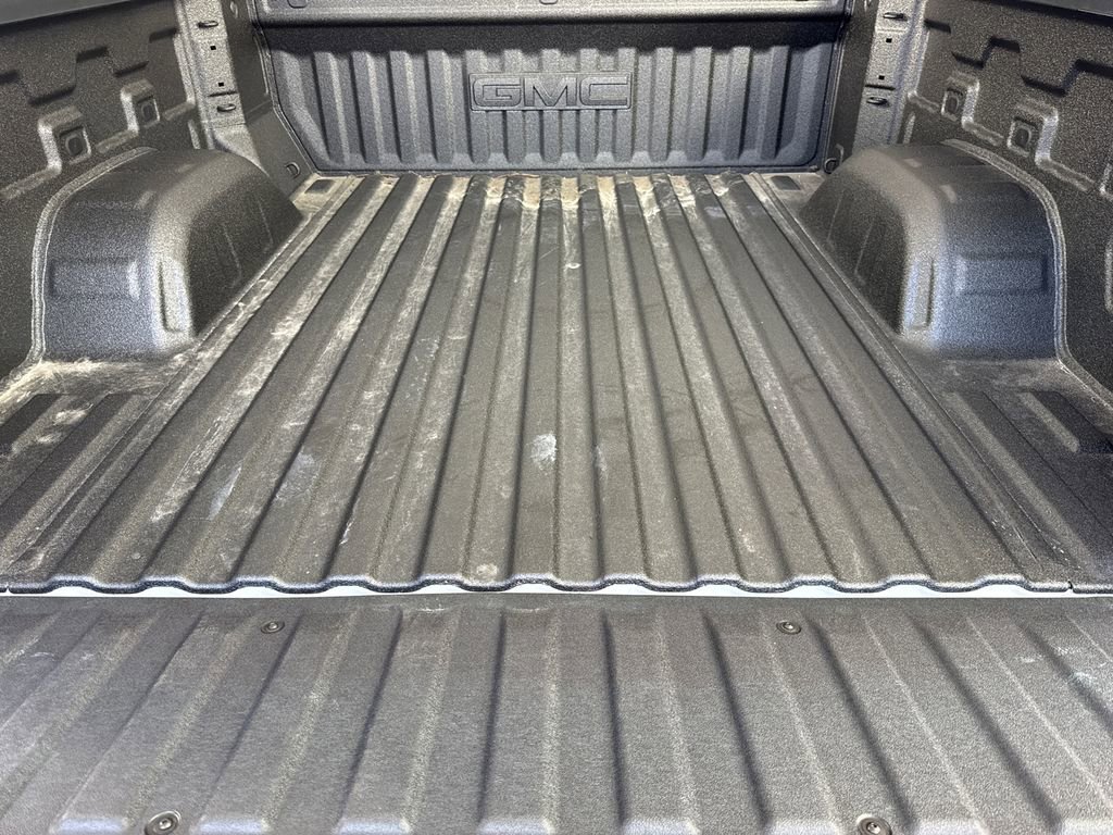 New 2026 GMC Sierra 1500 AT4 w/ Technology Package image 18