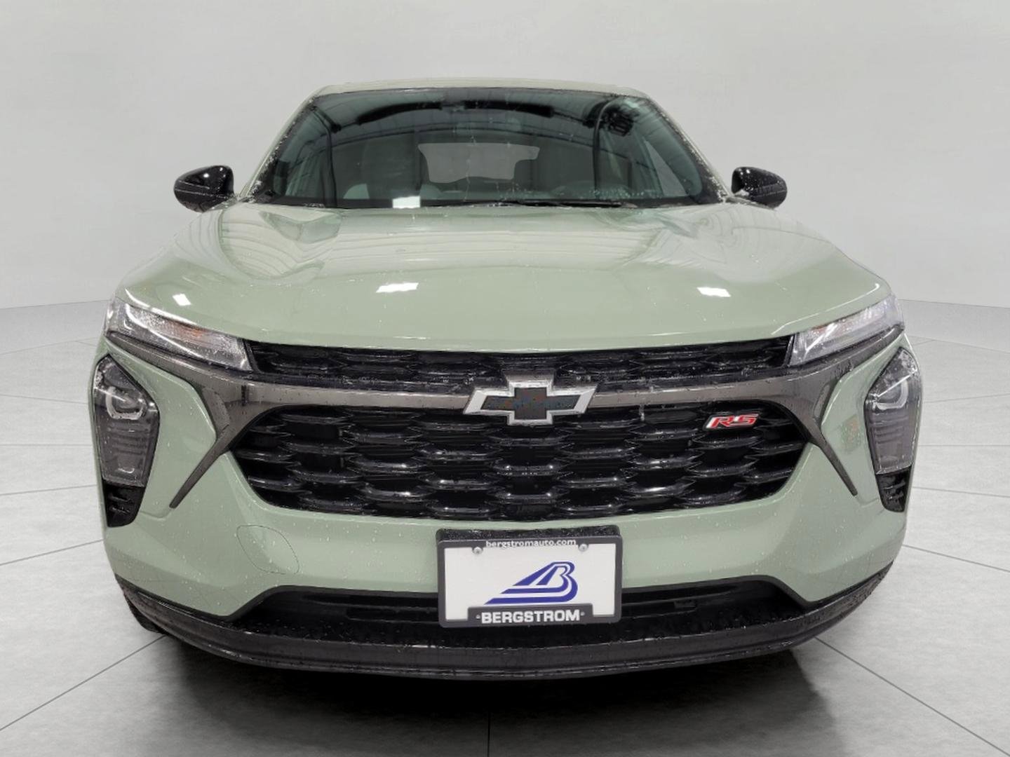 Certified 2024 Chevrolet Trax RS w/ Driver Confidence Package image 13