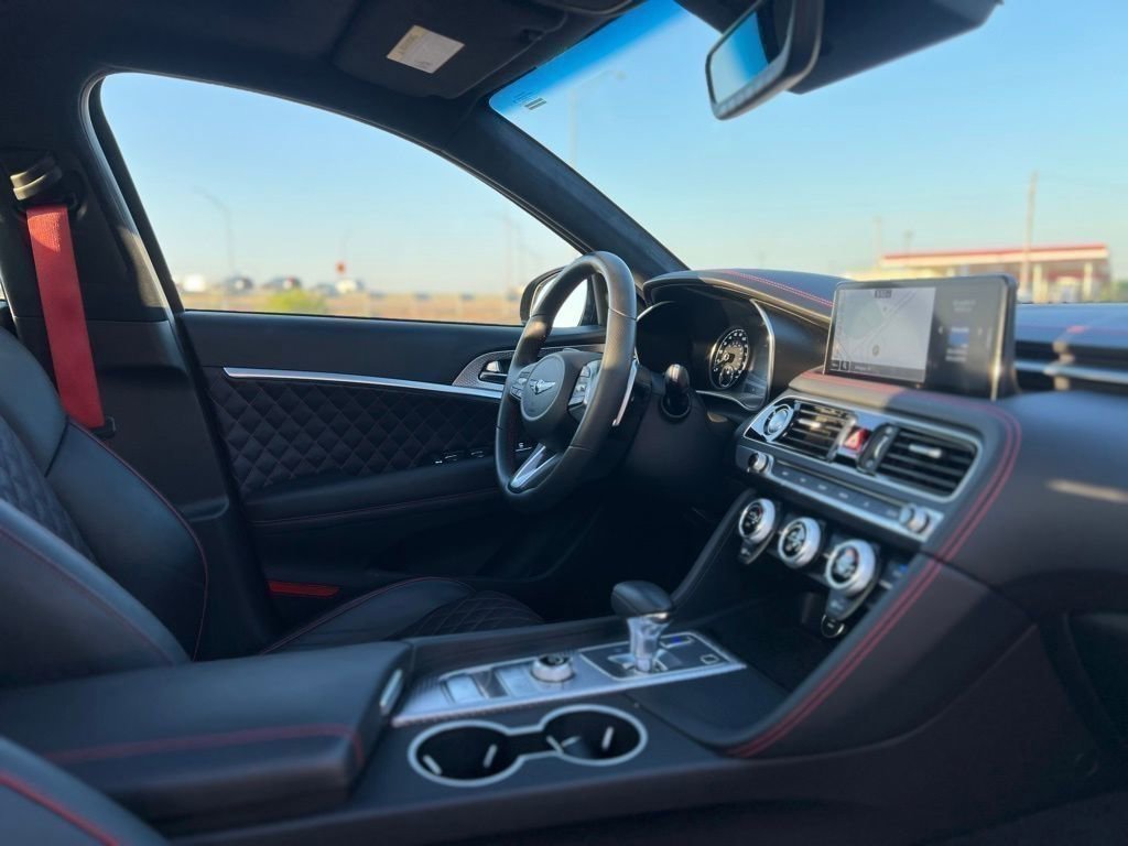 Used 2023 Genesis G70 3.3T w/ Sport Prestige Package RWD image 22