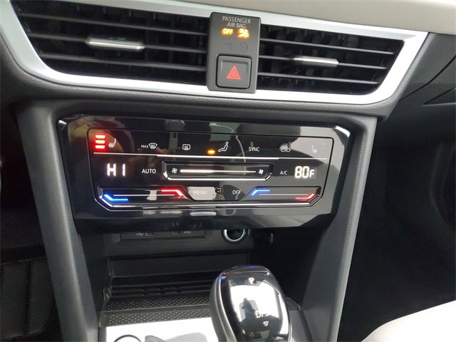 New 2026 Volkswagen Taos SE image 21