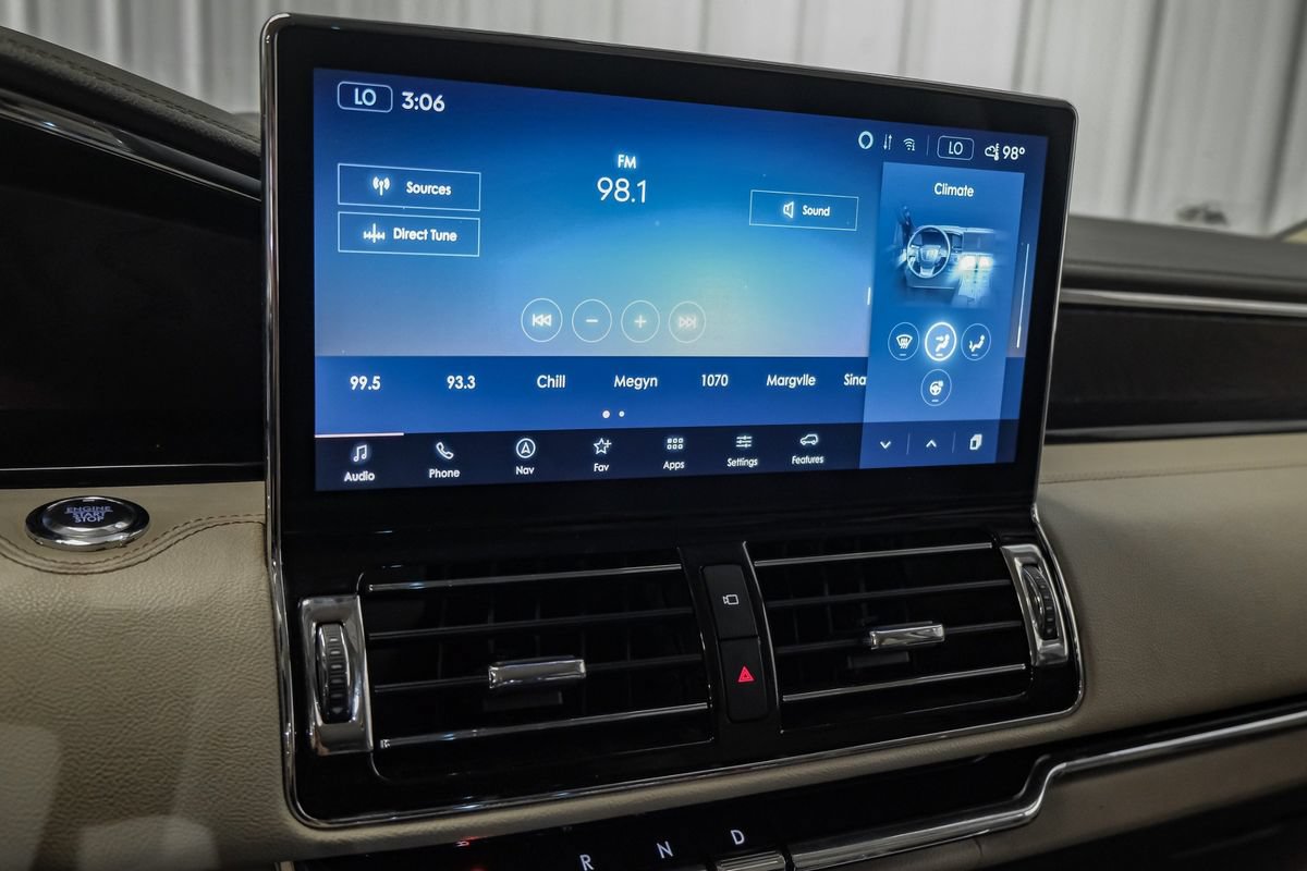 Used 2022 Lincoln Navigator L Reserve AWD/4WD image 26
