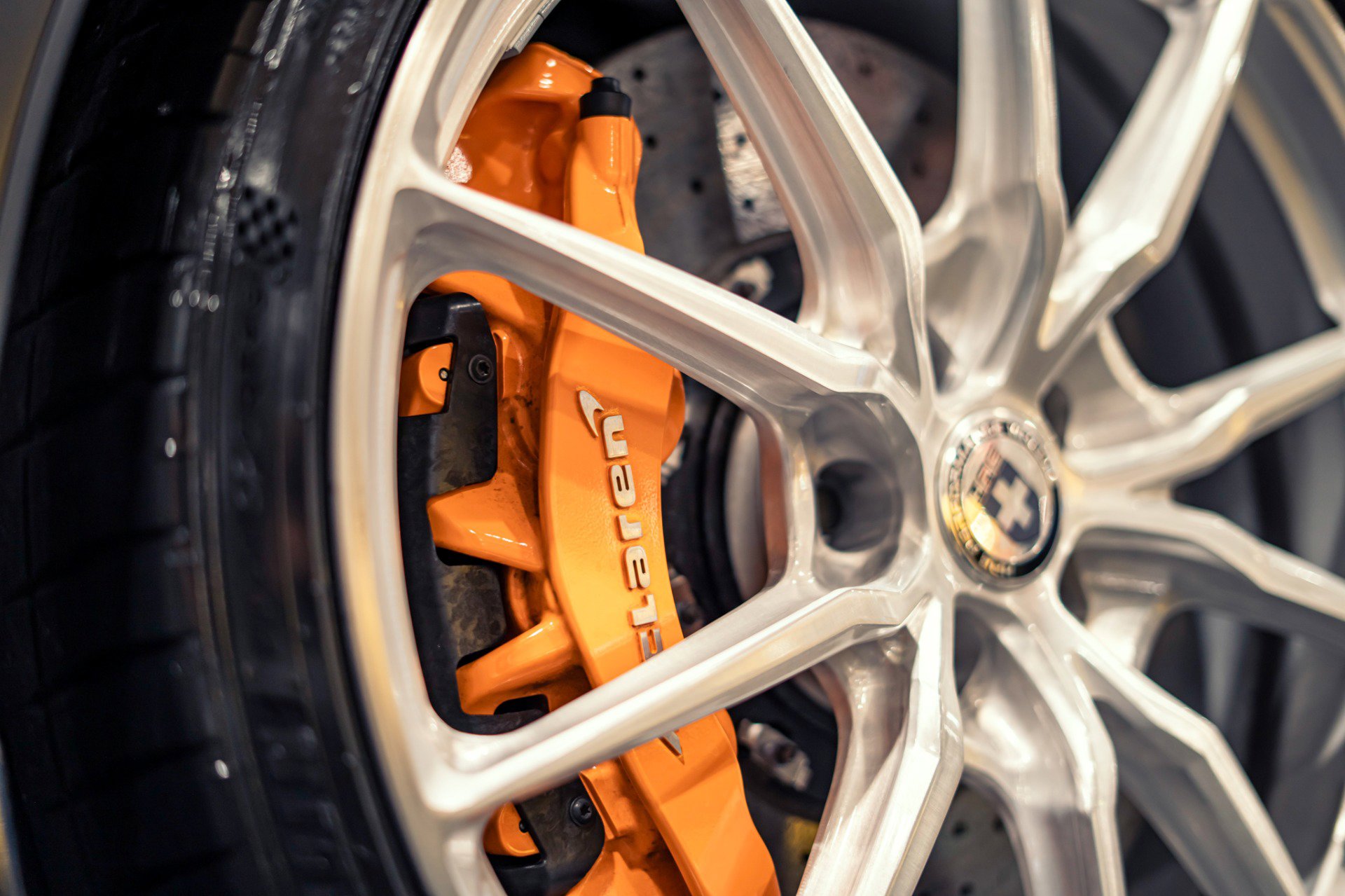 Used 2021 McLaren 765LT RWD image 48