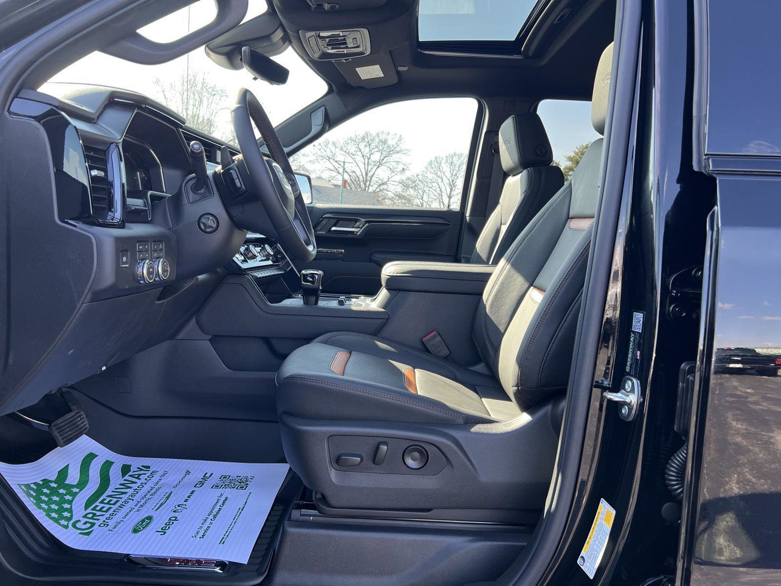 New 2026 GMC Sierra 1500 AT4 w/ AT4 Premium Package image 21