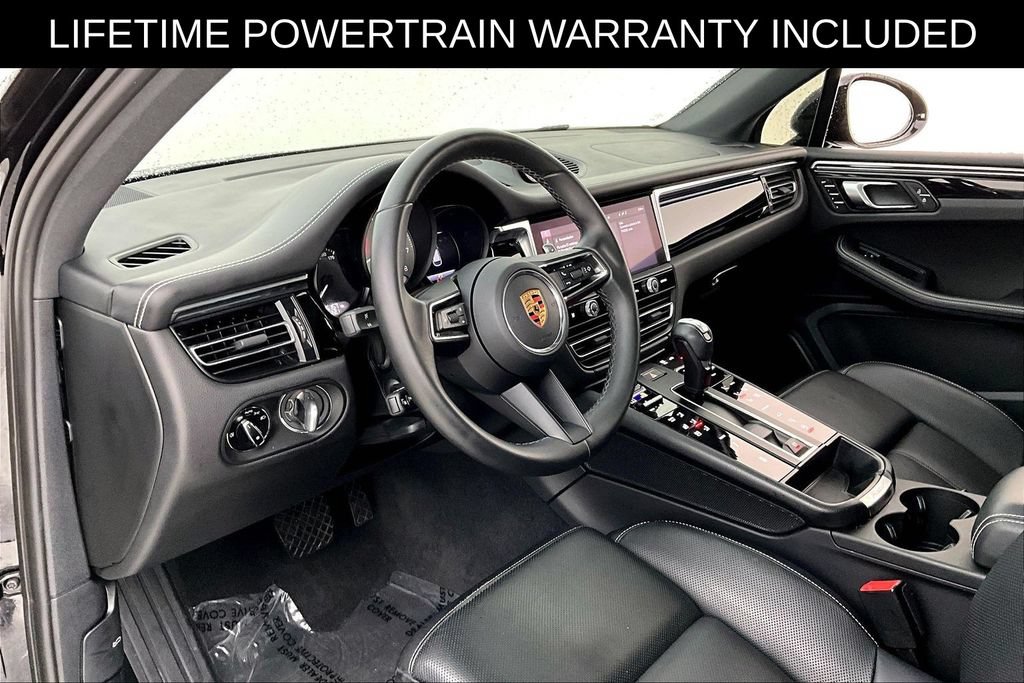 Used 2024 Porsche Macan S AWD/4WD image 16
