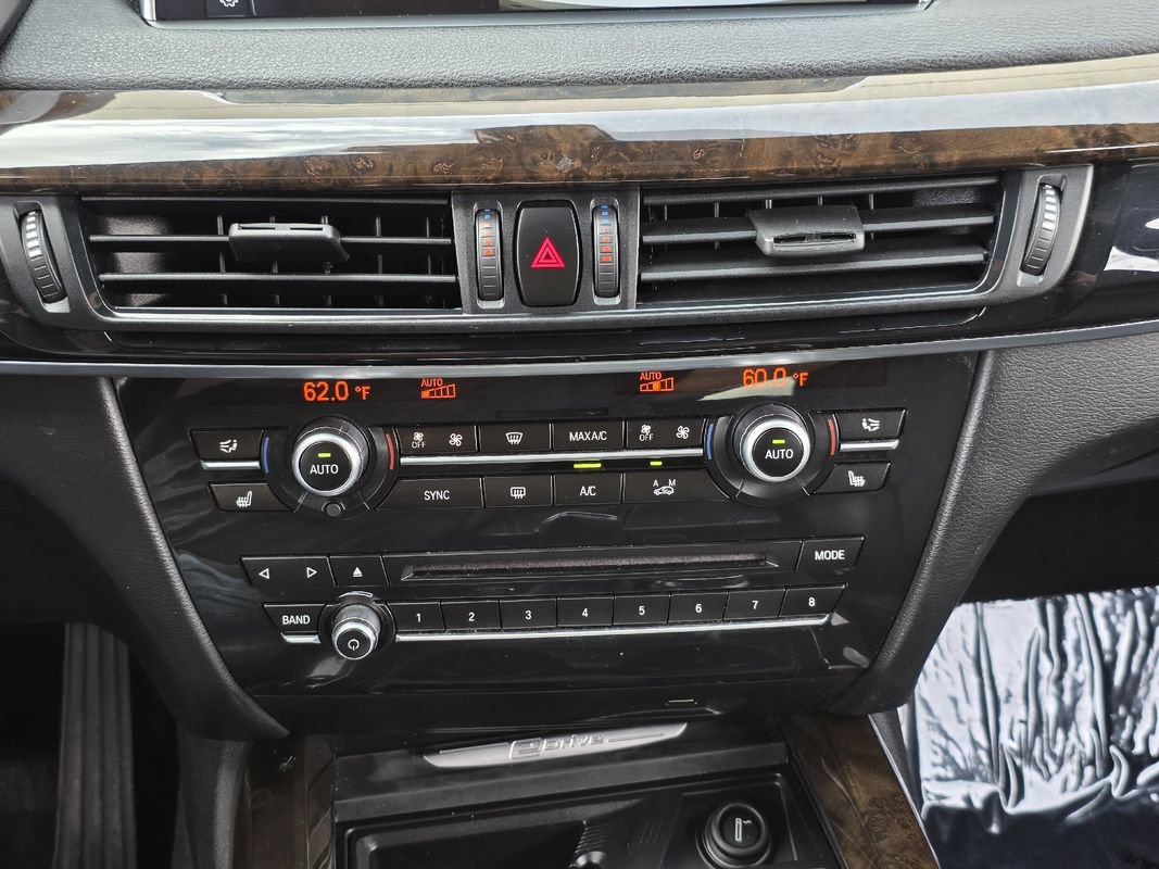 Used 2017 BMW X5 xDrive40e AWD/4WD image 16