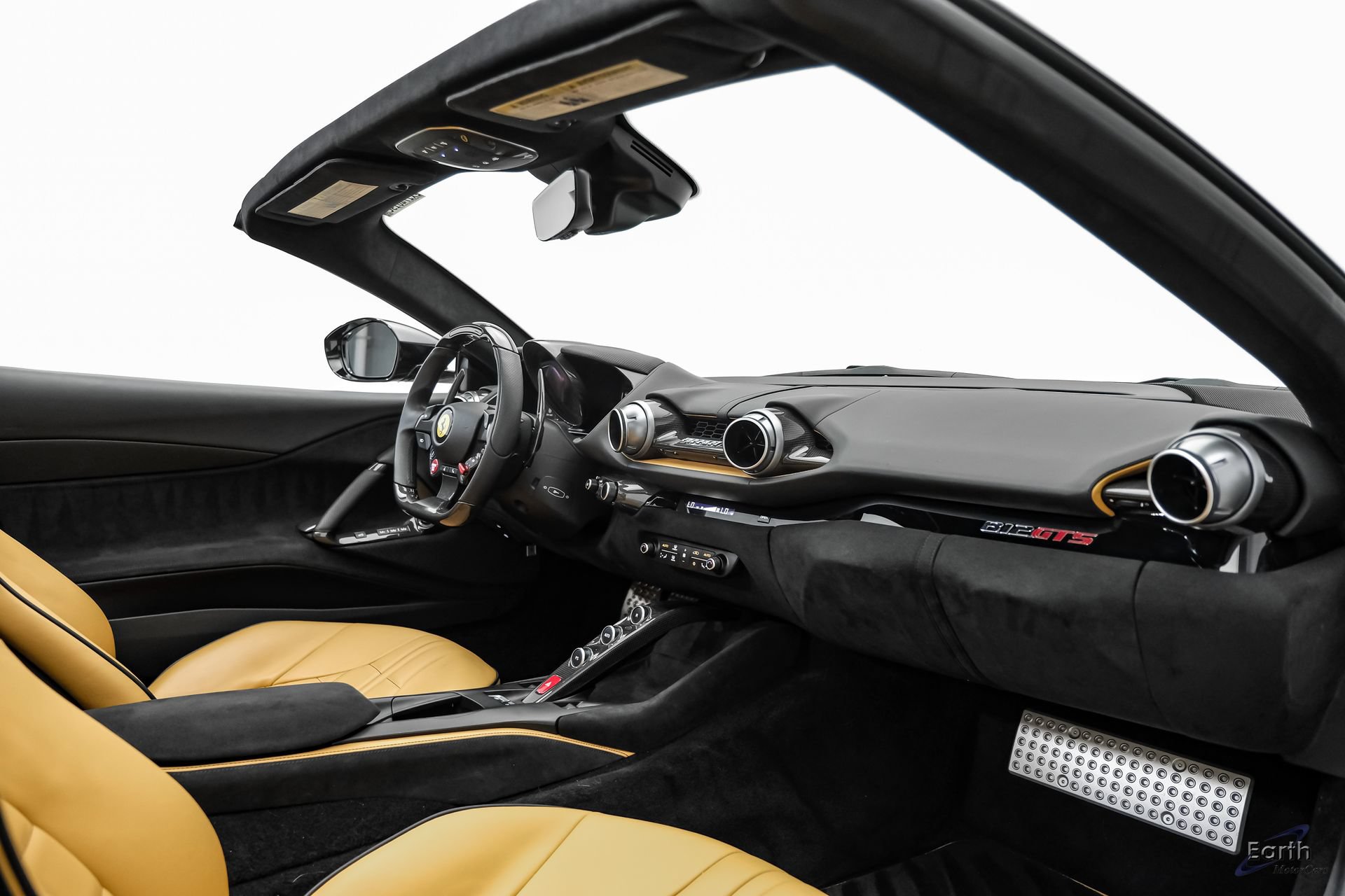 Used 2022 Ferrari 812 GTS RWD image 64