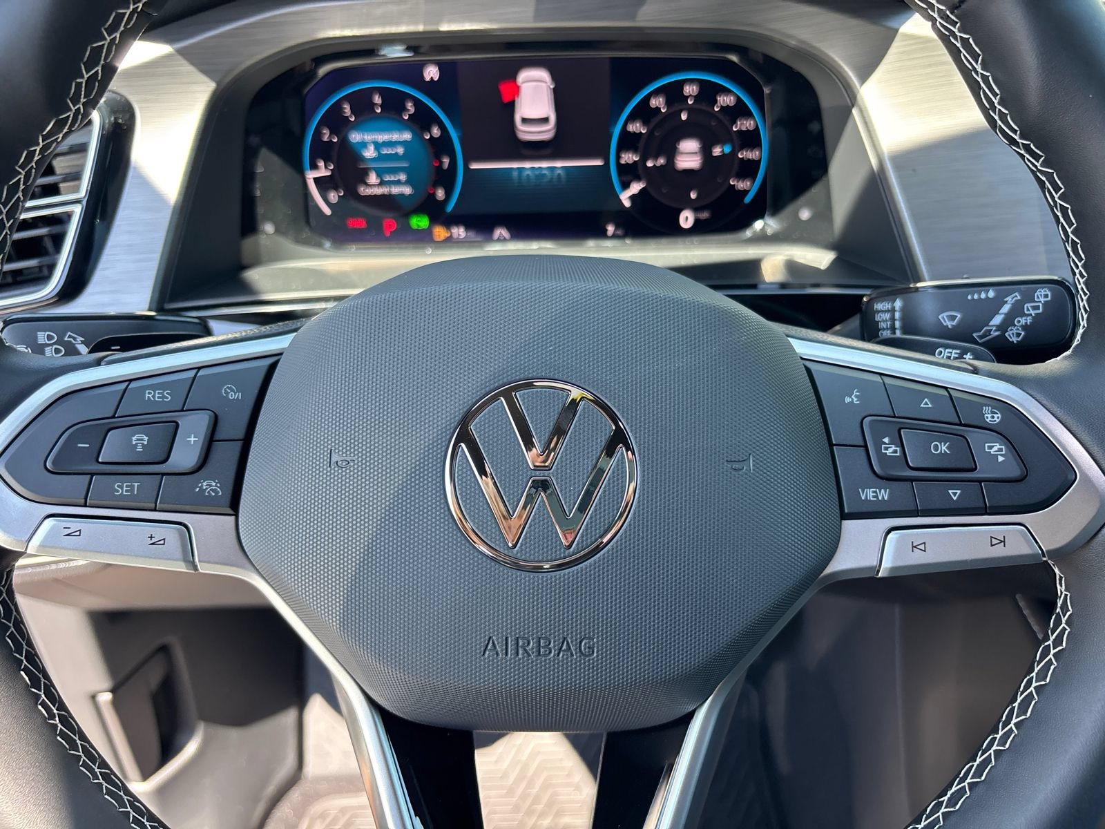 New 2026 Volkswagen Atlas Cross Sport SE AWD/4WD image 16