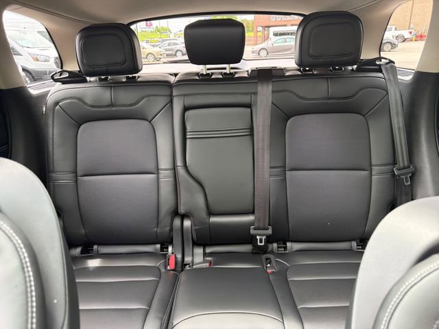Used 2025 Lincoln Corsair AWD w/ Equipment Group 101A image 18