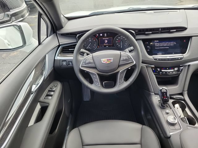 New 2026 Cadillac XT5 Sportv AWD/4WD image 9