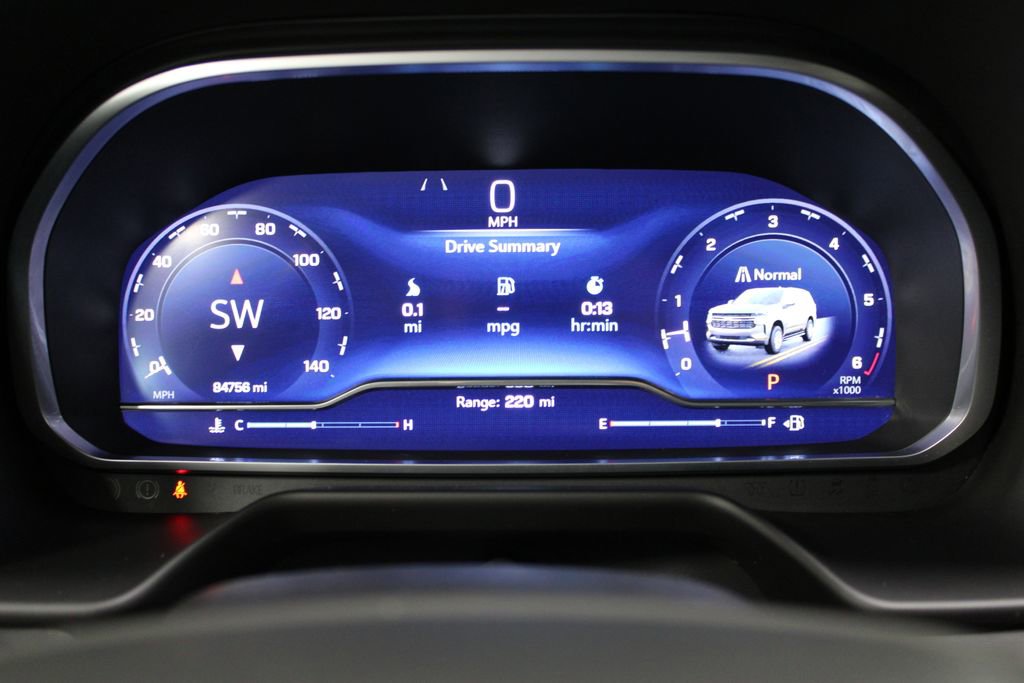 Used 2023 Chevrolet Suburban Premier image 41