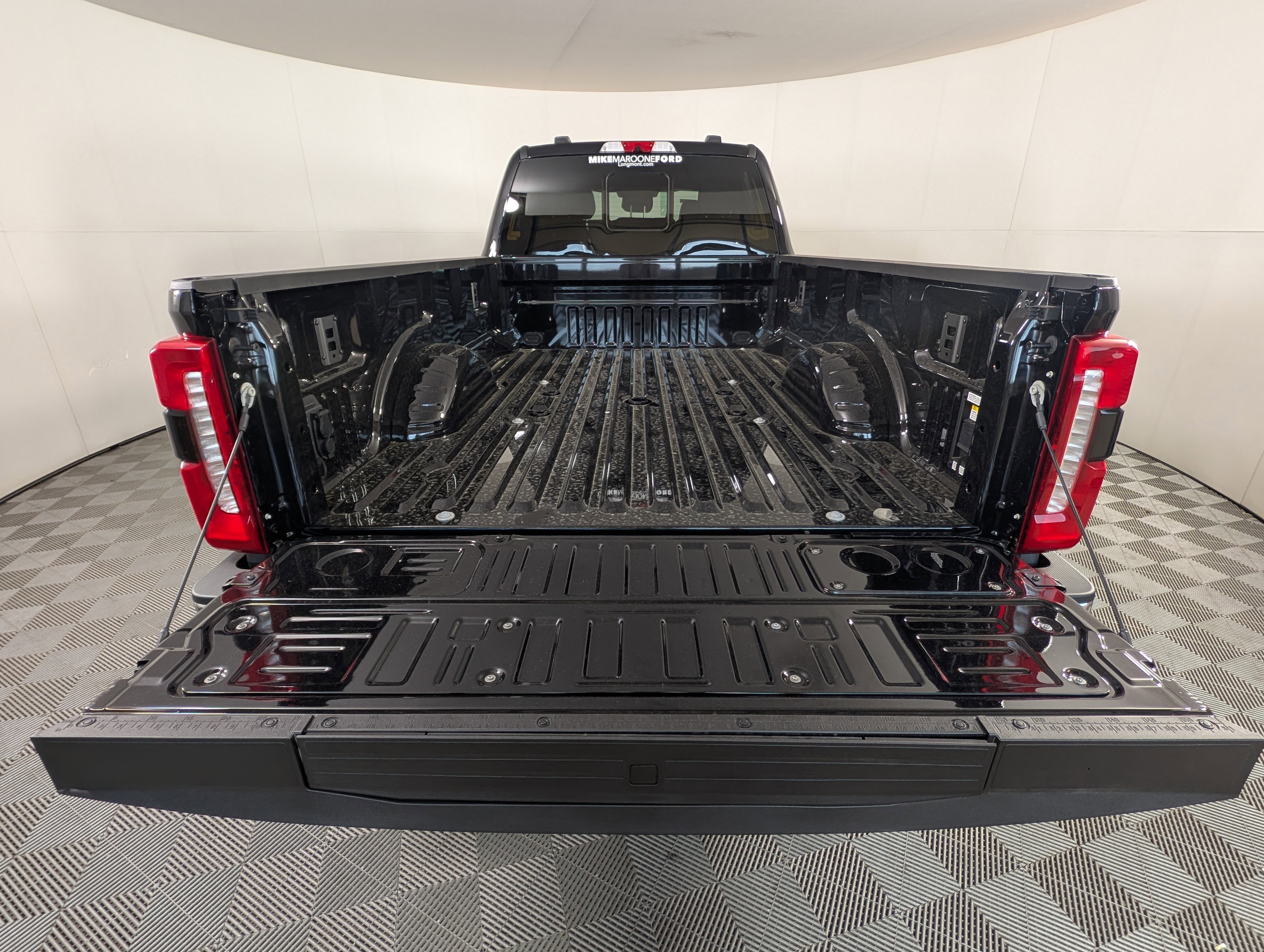 New 2025 Ford F350 King Ranch w/ Chrome Package image 7