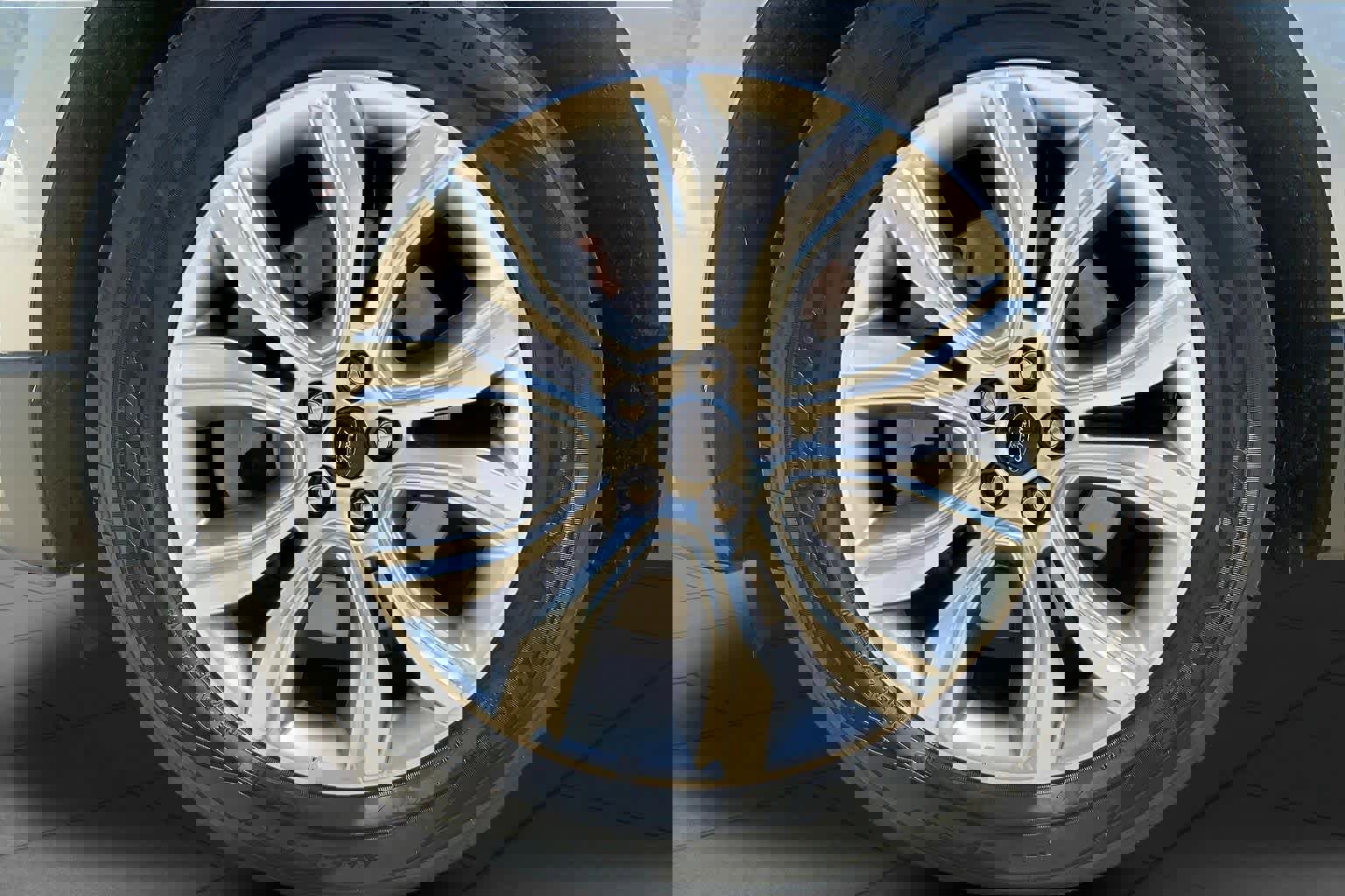 Used 2024 Ford Edge Titanium image 11