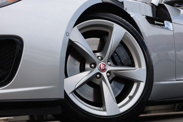 Used 2019 Jaguar F-TYPE R-Dynamic RWD image 45
