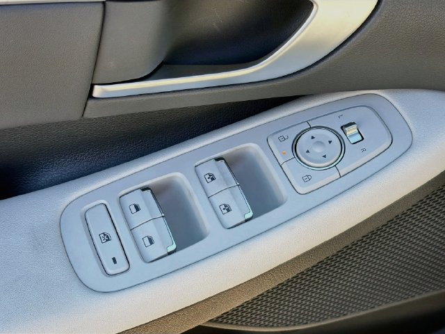 Certified 2026 Hyundai Sonata SEL FWD image 18