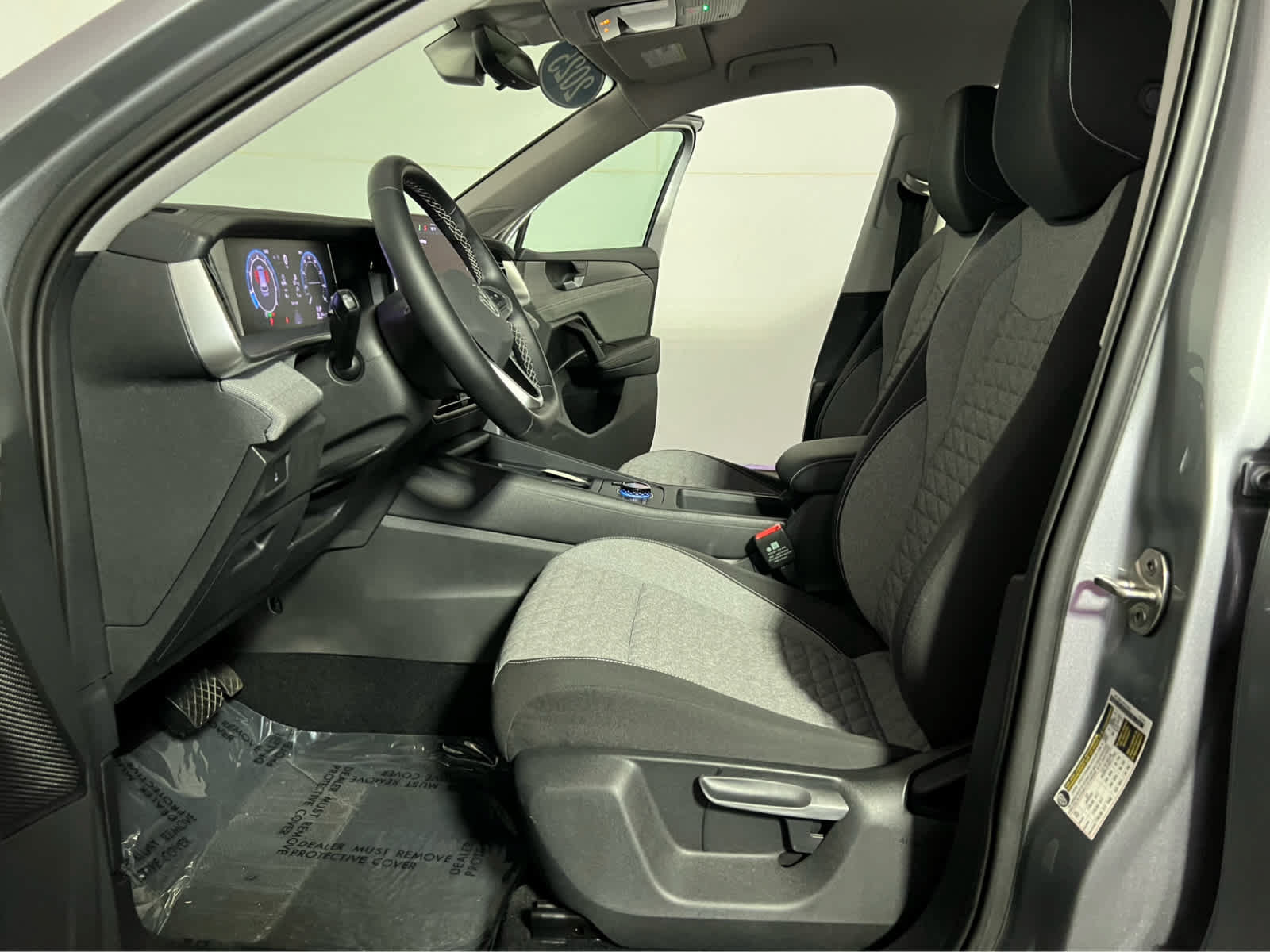 Used 2025 Volkswagen Tiguan S AWD/4WD image 20