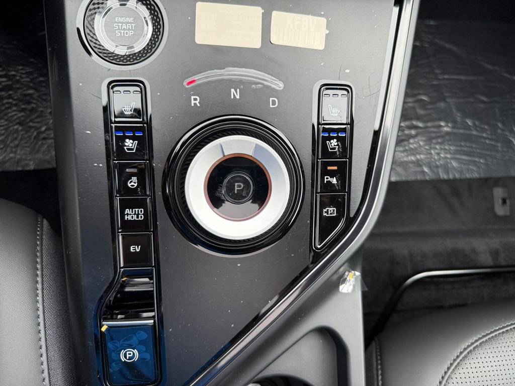 New 2025 Kia Niro SX Touring image 20