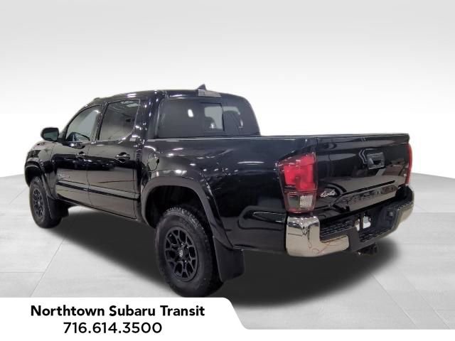 Used 2021 Toyota Tacoma SR5 AWD/4WD image 3