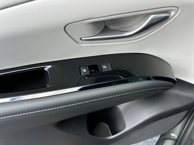 New 2025 Hyundai Tucson Limited image 18