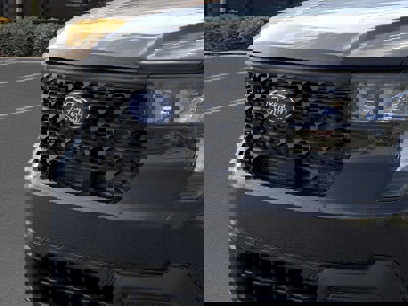 New 2026 Ford Maverick XL image 18