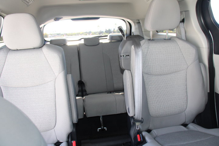 Certified 2024 Toyota Sienna LE AWD/4WD image 21