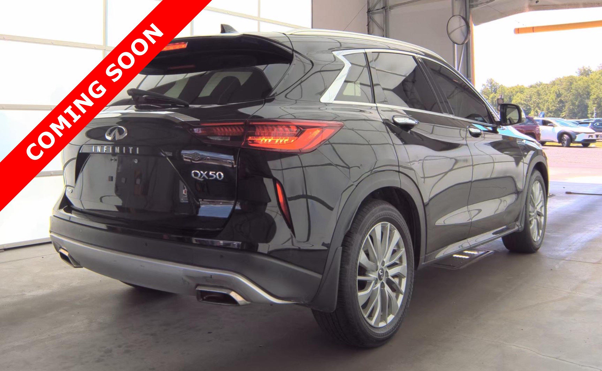 Used 2023 INFINITI QX50 Luxe AWD/4WD image 4