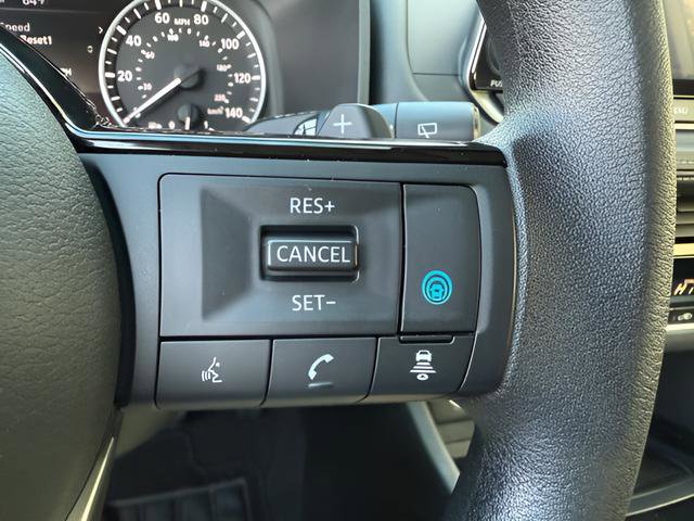Used 2022 Nissan Rogue SV AWD/4WD image 19