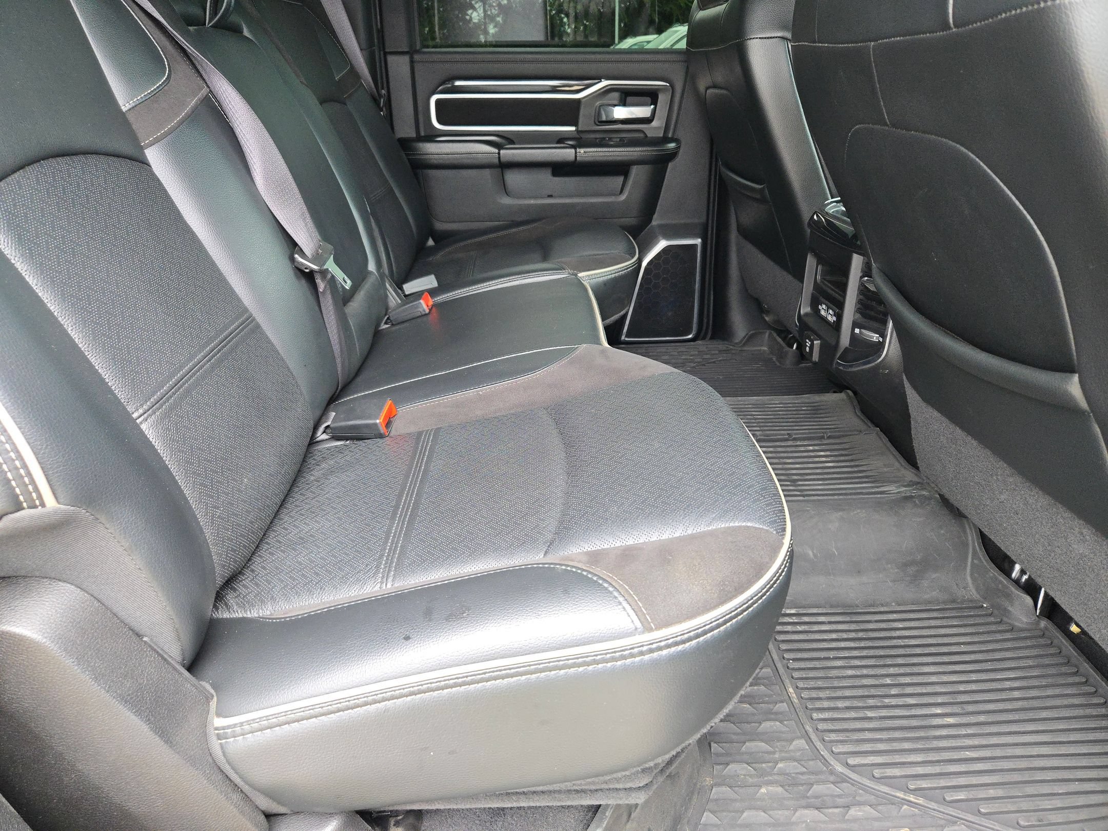 Used 2022 RAM 2500 Laramie w/ Night Edition AWD/4WD image 23