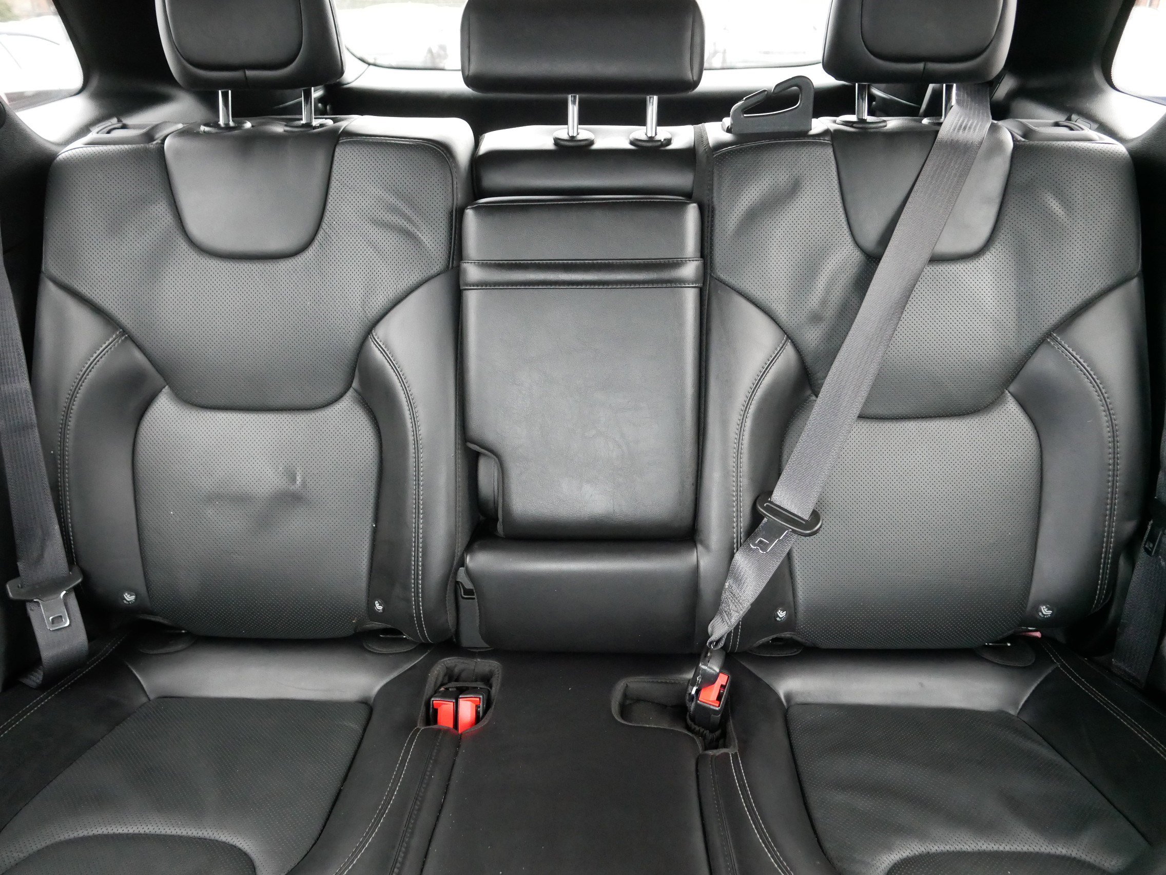 Used 2019 Jeep Cherokee Limited w/ Trailer Tow Group image 13